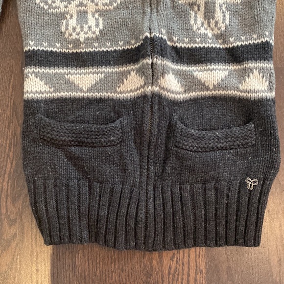 TNA lambs wool sweater - Picture 3 of 4